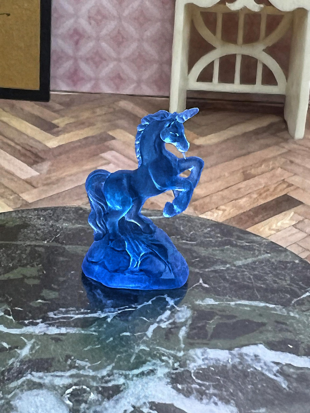 1:12 Miniature Dollhouse Replica Fenton Unicorn (Several Colors Available ) 1:12 Miniature Dollhouse Replica Fenton Unicorn (Several Colors Available )