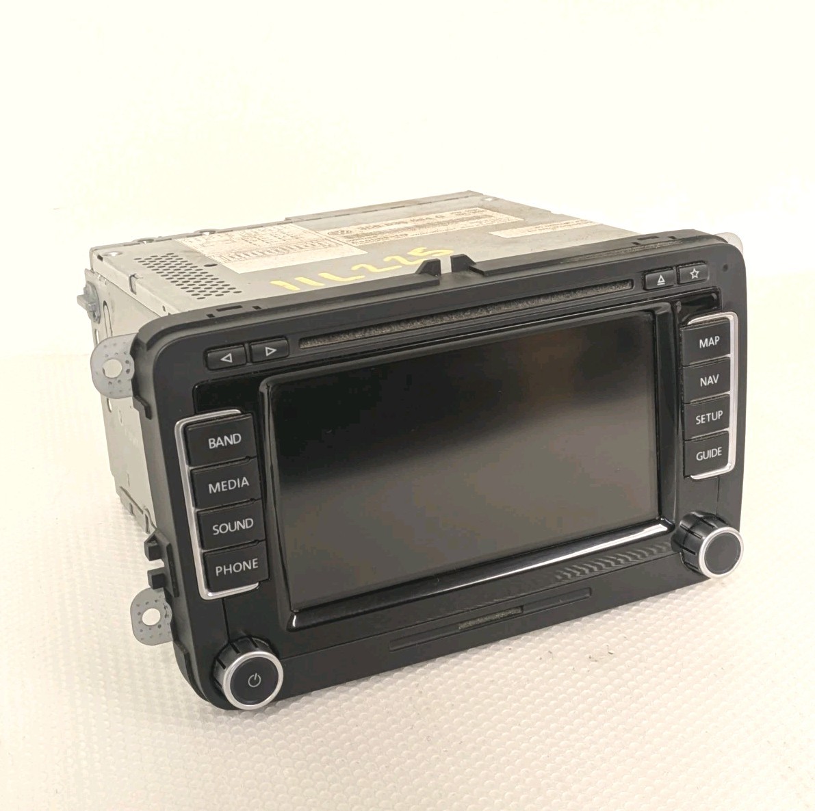 2010-2015 VOLKSWAGEN PASSAT OEM NAVIGATION CD BLUETOOTH RADIO 3C0035684G