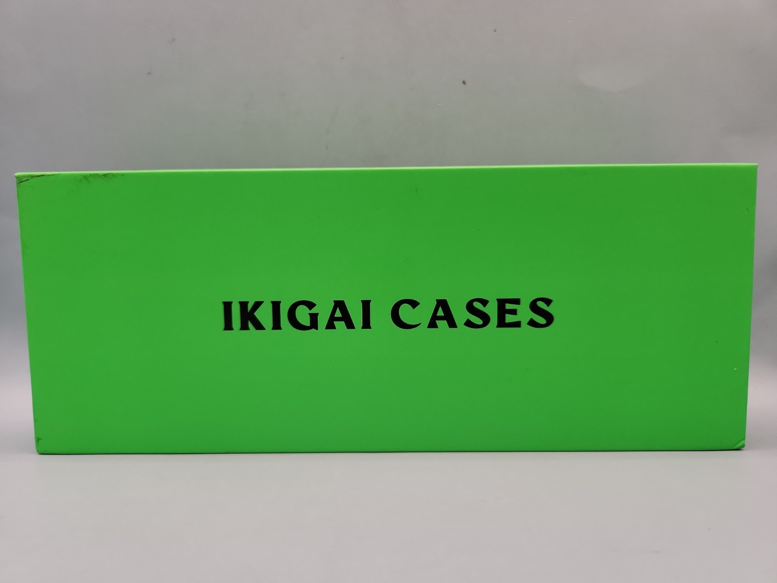 NEW Magnano Pill Case by Ikigai Cases MGNN-CASE-MB-1