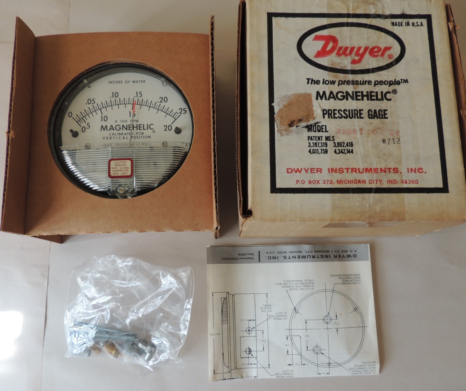 New Dwyer Magnehelic Differential Pressure Gauge 2000 Series New Dwyer Magnehelic Differential Pressure Gauge 2000 Series