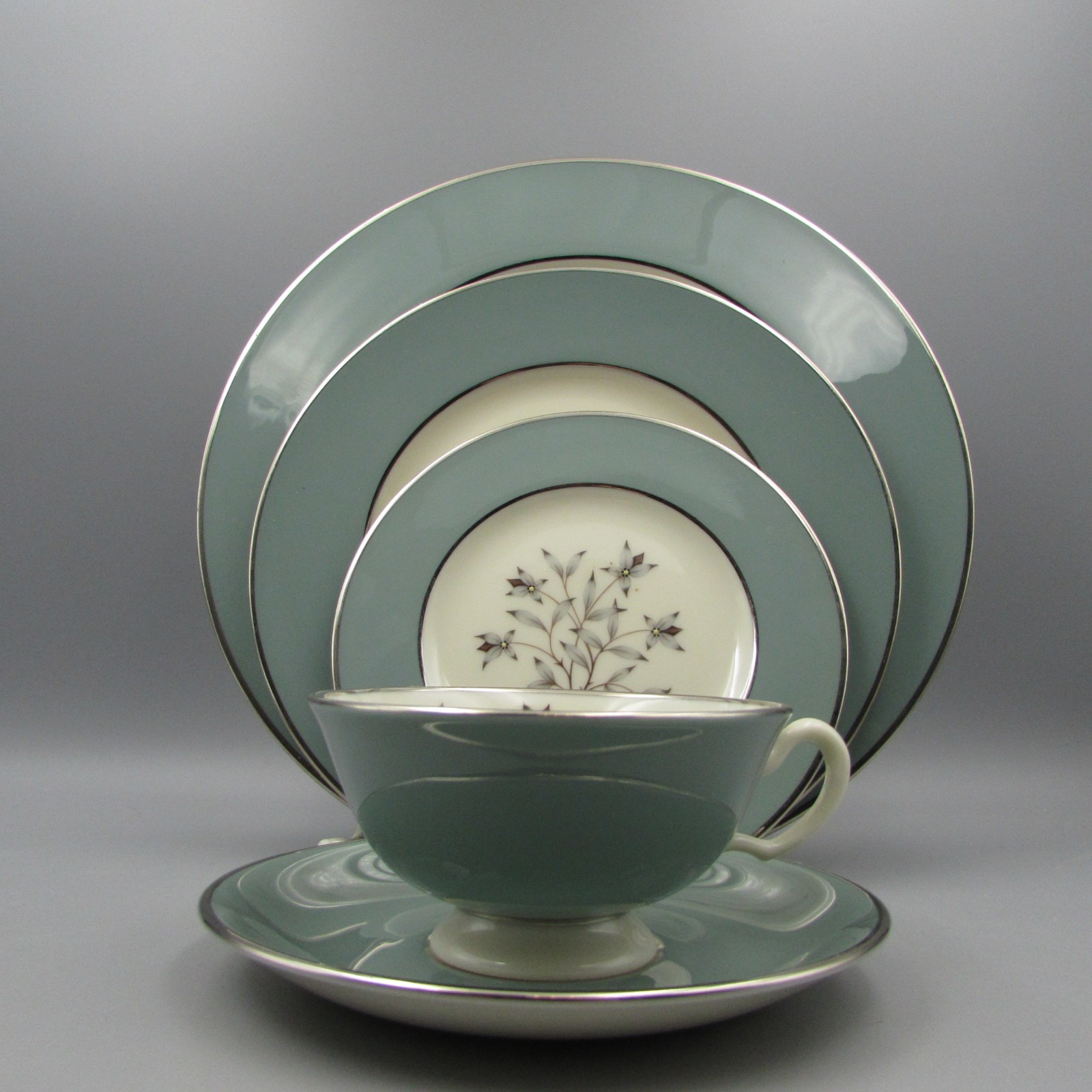 Lenox China USA Made Fine KINGSLEY Service for Four - 20pc Set