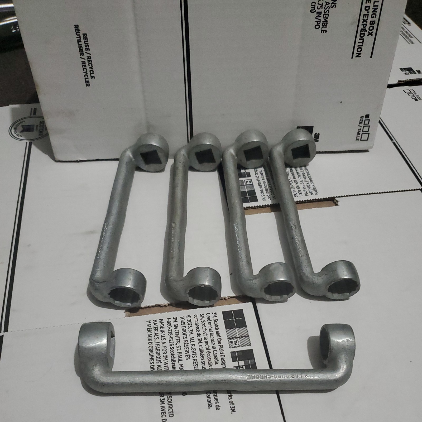 Five NOS DURO-CHROME 2182 1/2