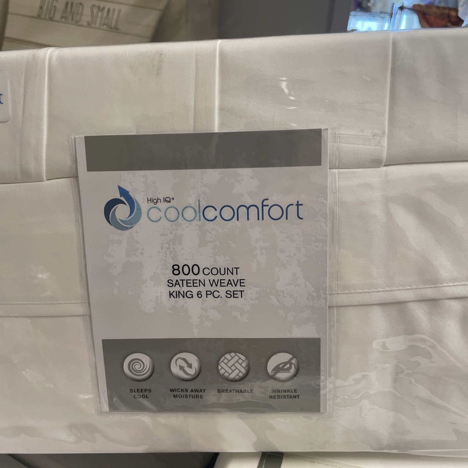 AQ Textiles 800 Cotton/ Polyester cool Comfort sateen 6 pc king Sheet Set white AQ Textiles 800 Cotton/ Polyester cool Comfort sateen 6 pc king Sheet Set white