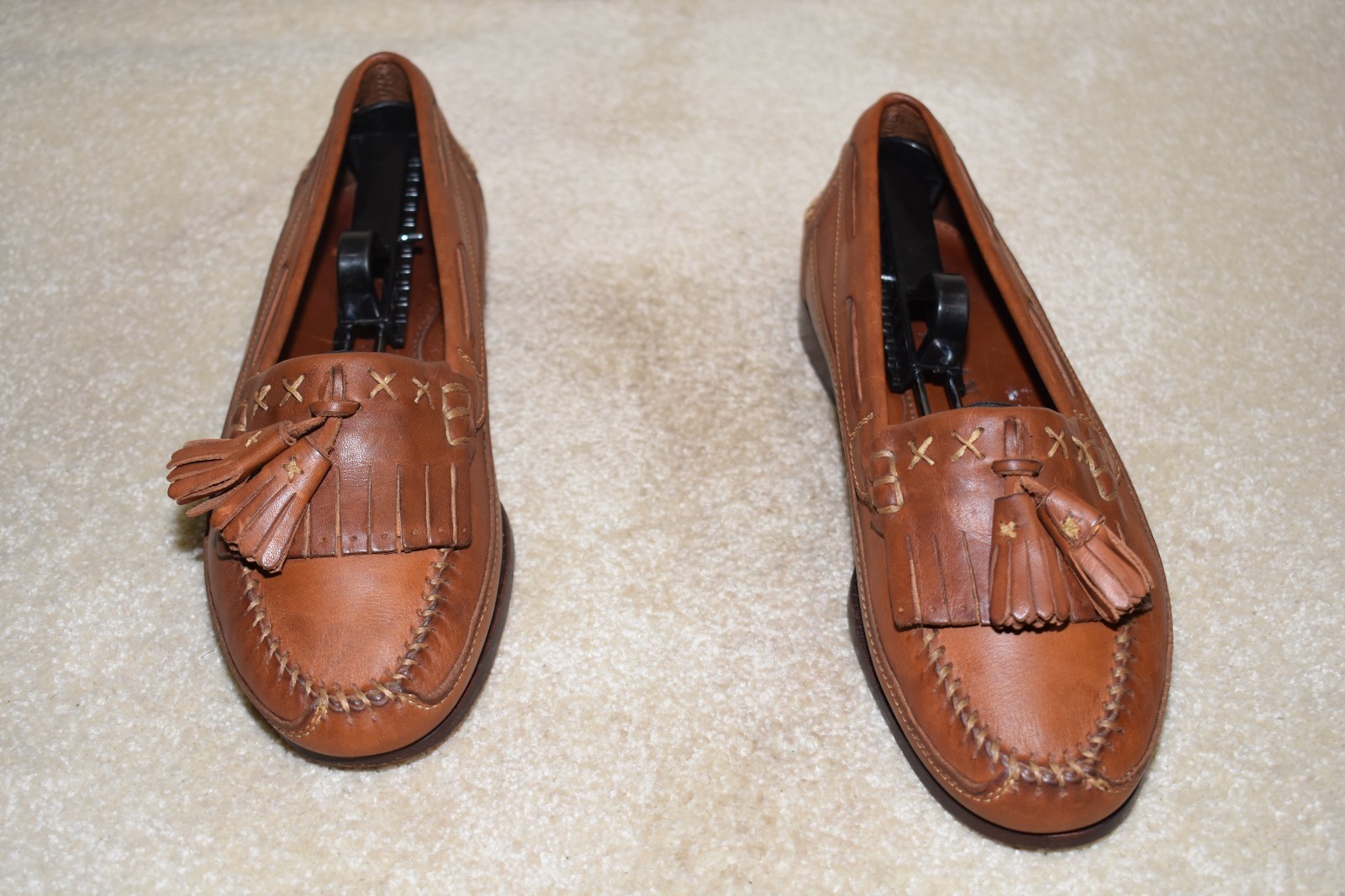 GORGEOUS COLE HAAN \