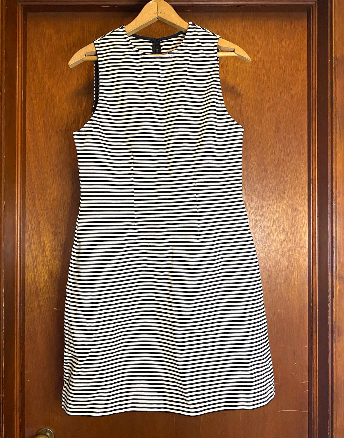 Everlane The Dream 90s Shift Dress Medium M Black White Striped Mini Sleeveless