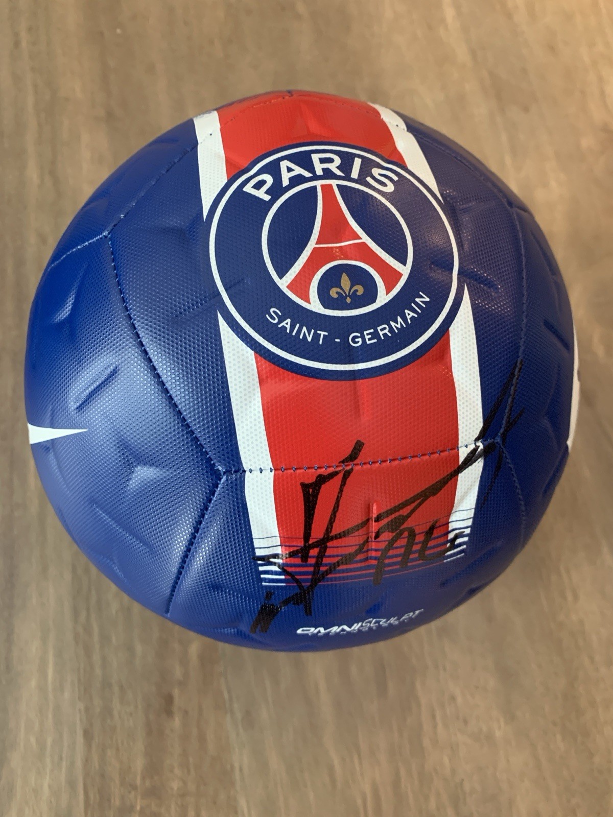 2026 Fanatics Under Wraps Claude Makalele Autographed Soccer Ball PSG France 