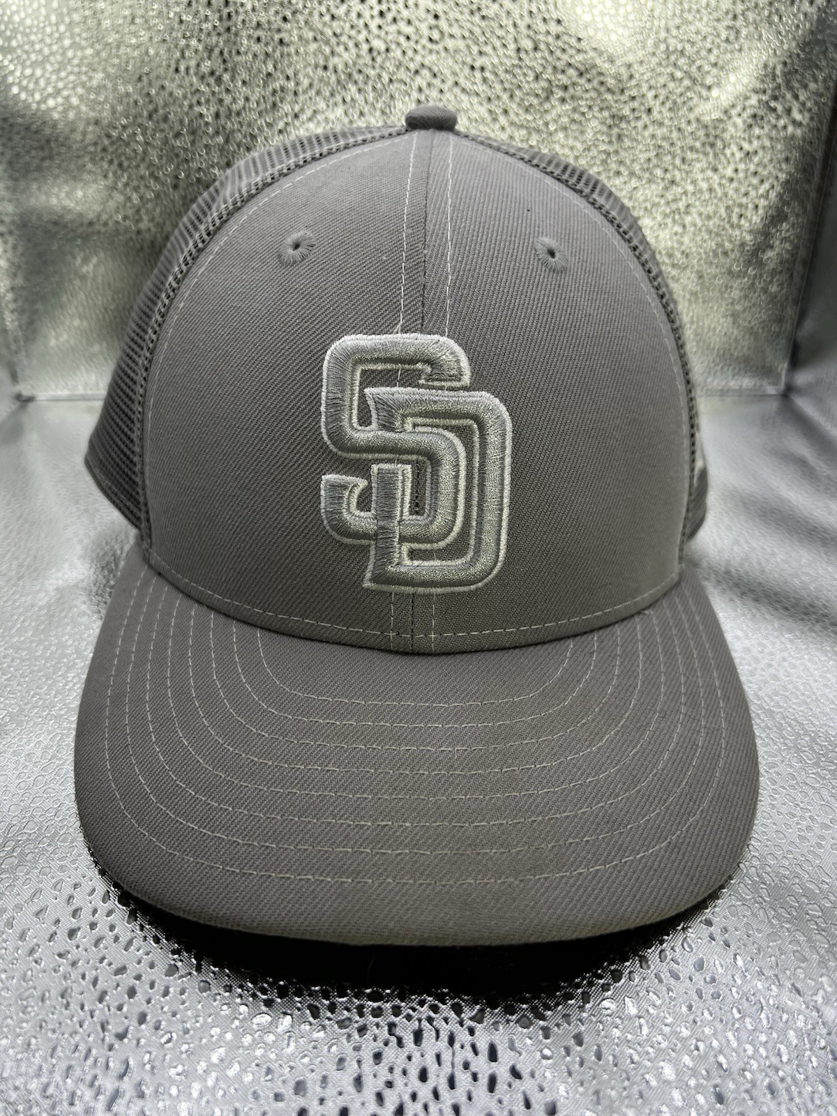 SAN DIEGO PADRES NEW ERA HAT SIZE 7 7/8 59FIFTY SAN DIEGO PADRES NEW ERA HAT SIZE 7 7/8 59FIFTY