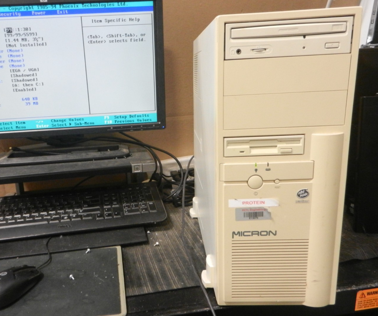 Vintage MICRON DESKTOP PC 133MHz Pentium - SEE BioS SCREEN PICS