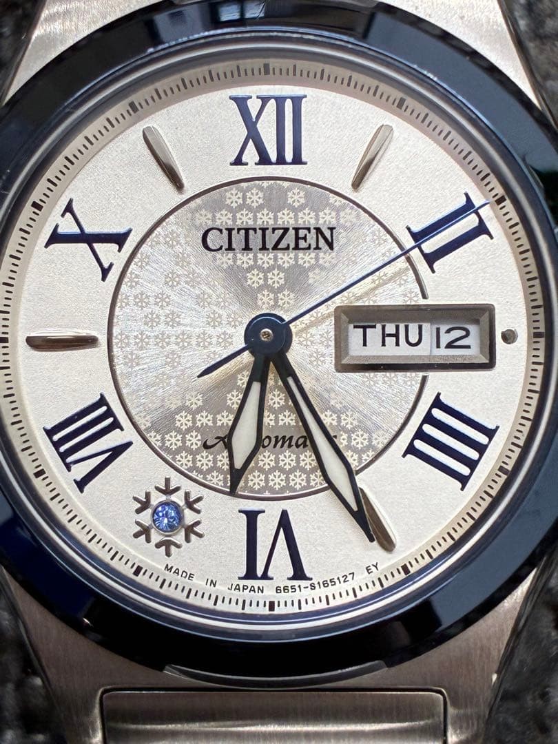 Citizen Yuzuru Hanyu 2500 Piece Automatic Snowflake Day Date Watch Used Citizen Yuzuru Hanyu 2500 Piece Automatic Snowflake Day Date Watch Used