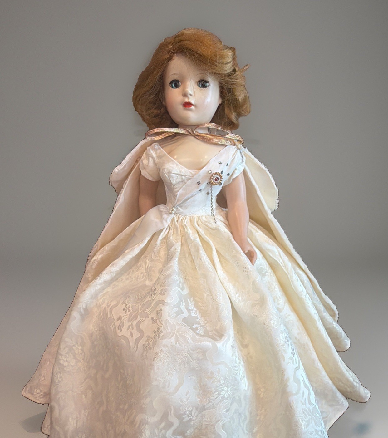 Gorgeous Vintage Madame Alexander Margaret Queen Elizabeth II Coronation Doll