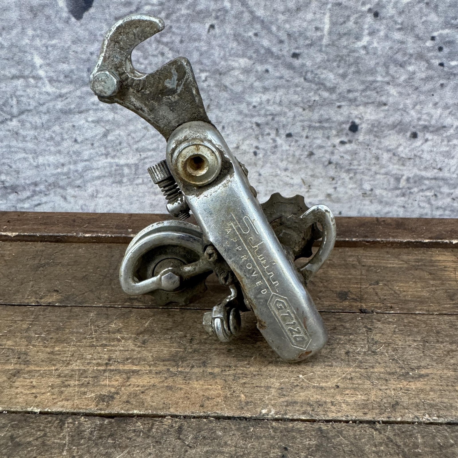 Vintage Schwinn Approved GT120 Rear Derailleur 5 Speed Silver Claw Hanger Steel