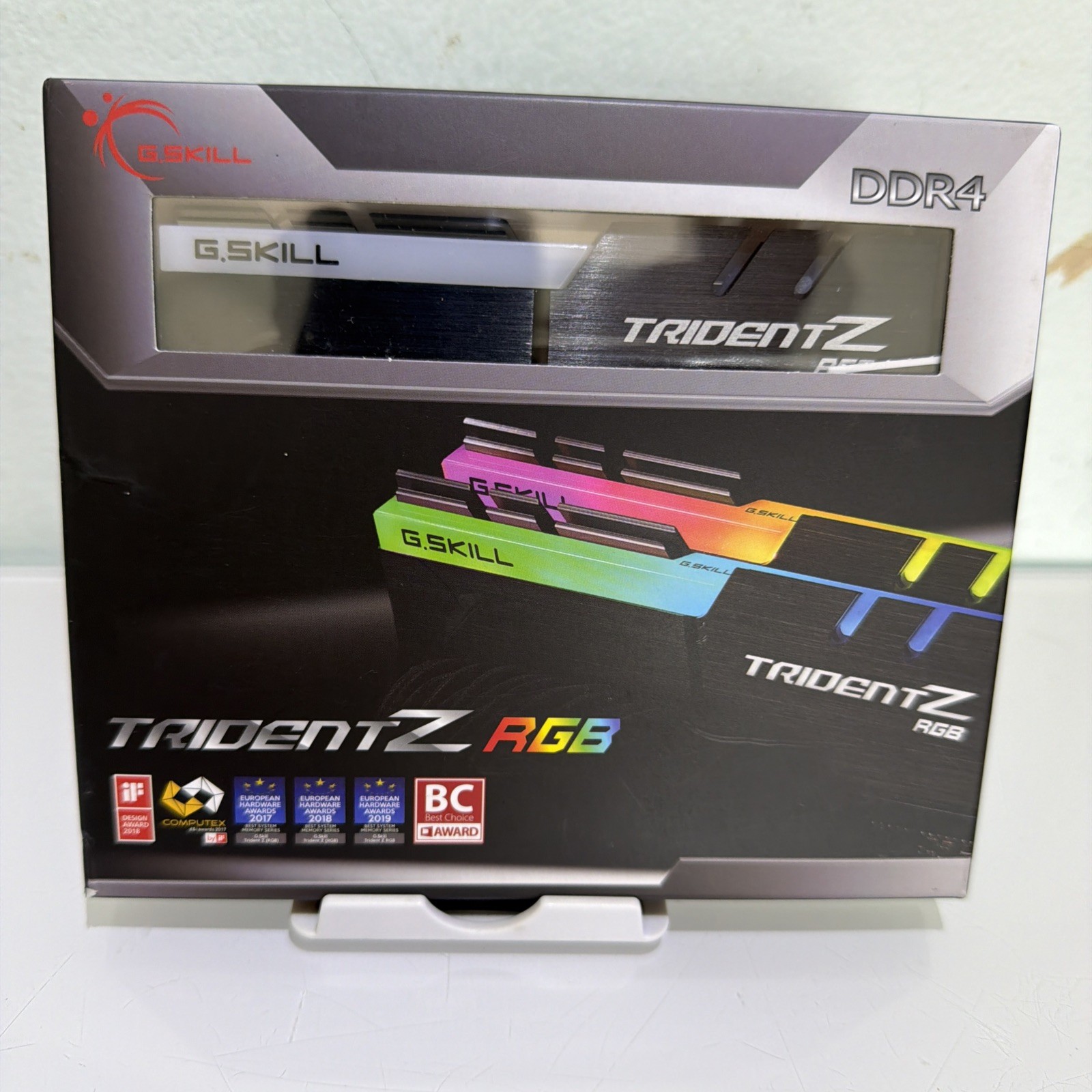 G.Skill Trident Z RGB 32GB (2x16GB) RAM DDR4 3600MHz F4-3600C18D-32GTZR