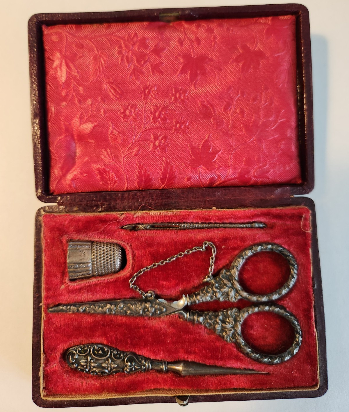 Vintage Original Sewing Kit in Case w/ Scissors, Thimble & Bodkin Vintage Original Sewing Kit in Case w/ Scissors, Thimble & Bodkin