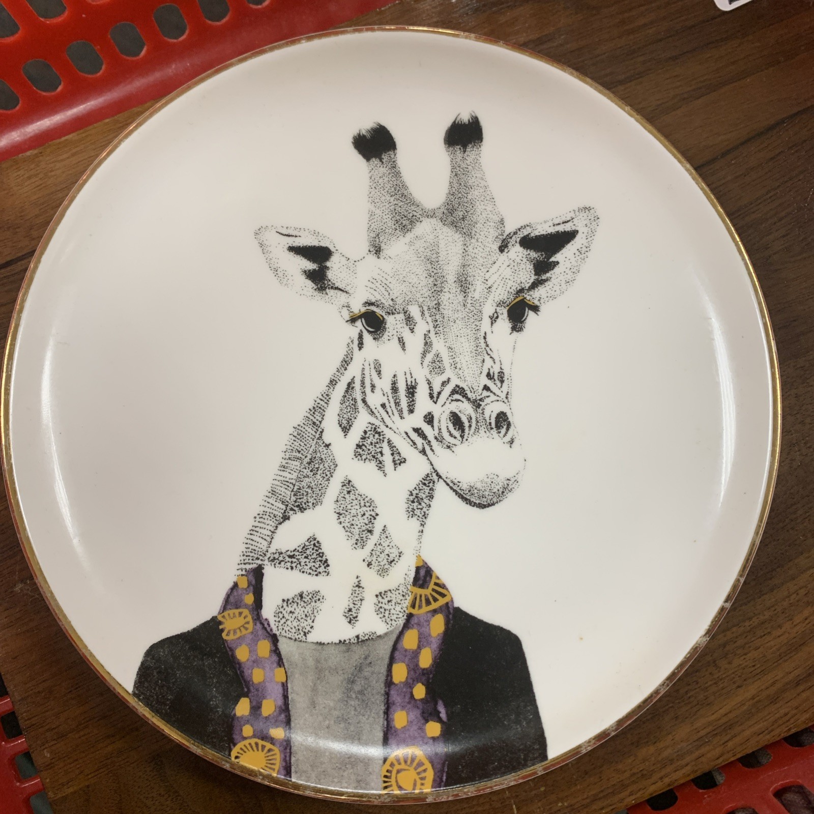 Pier 1 Giraffe Plate Book club Collection Salad Dessert Gold Trim 8 in diameter