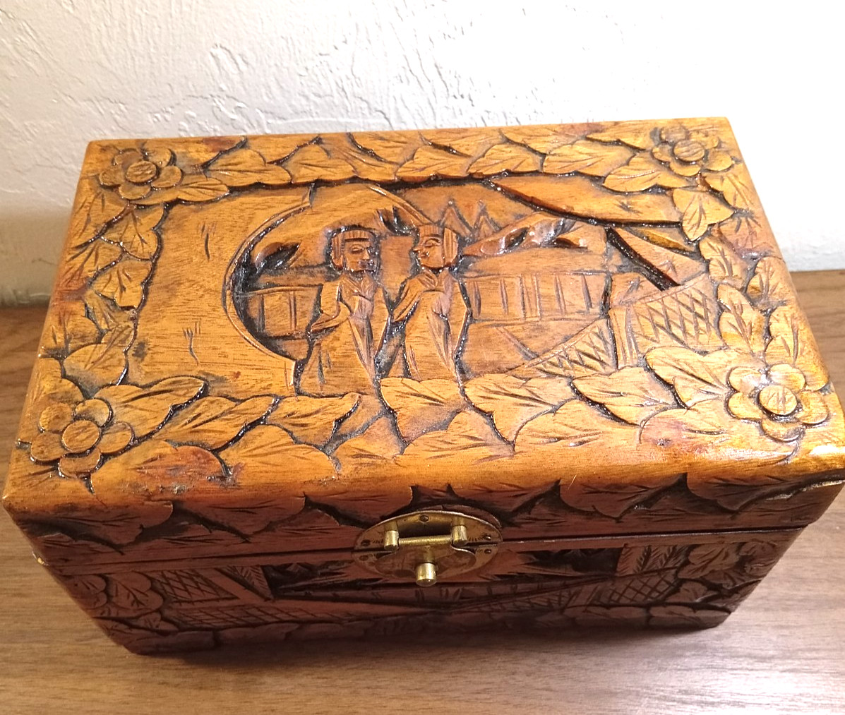 Vintage Carved Camphor Wood Jewelry Box Asian Chinoiserie Brass Latch