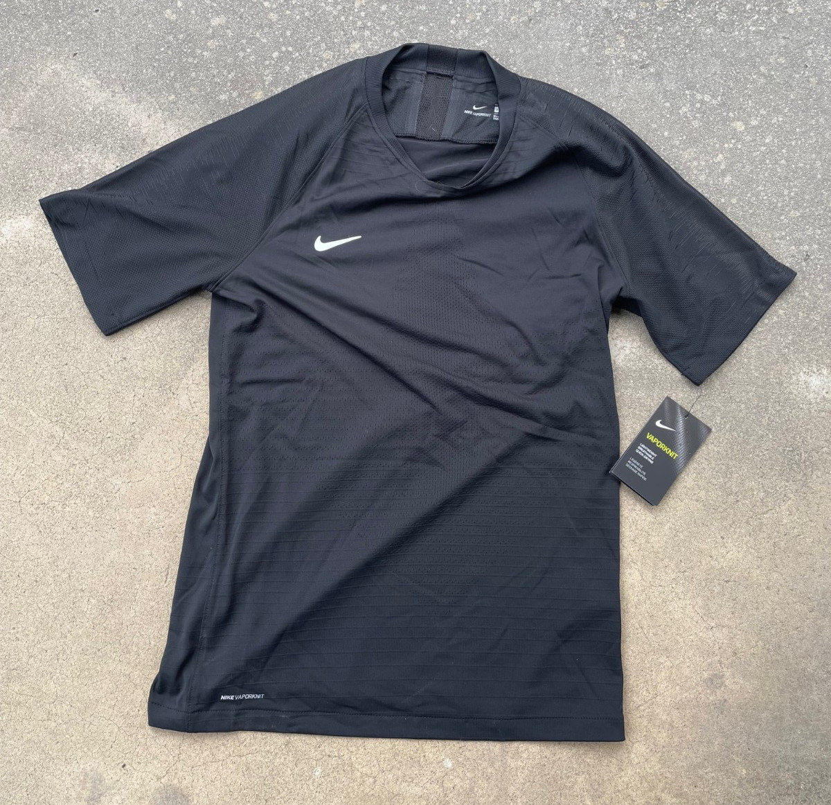 NIKE  VAPORKNIT MENS Short Sleeve Soccer Jersey - Black - NWT