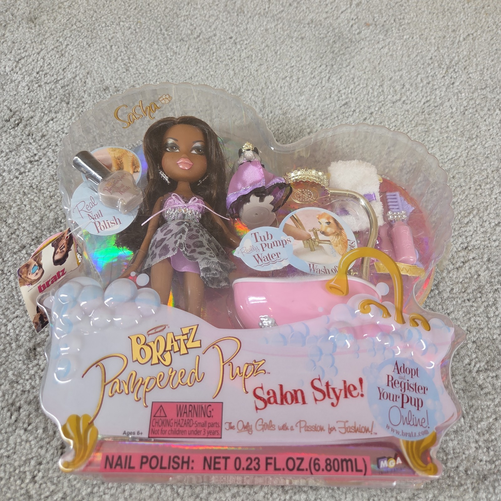 Vtg 2007 Bratz Pampered Pupz Salon Style Sasha doll by MGA Entertainment Charm 