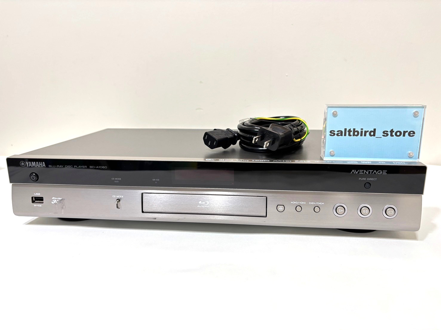 Yamaha AVENTAGE BD-A1060 Blu-ray Player Silver From Japan