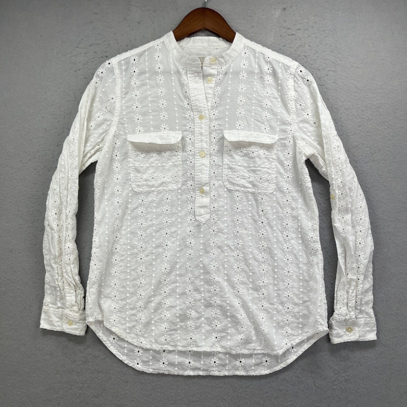 LOFT Popover Shirt Womens Medium White Floral Eyelet Henley Long Sleeve Blouse