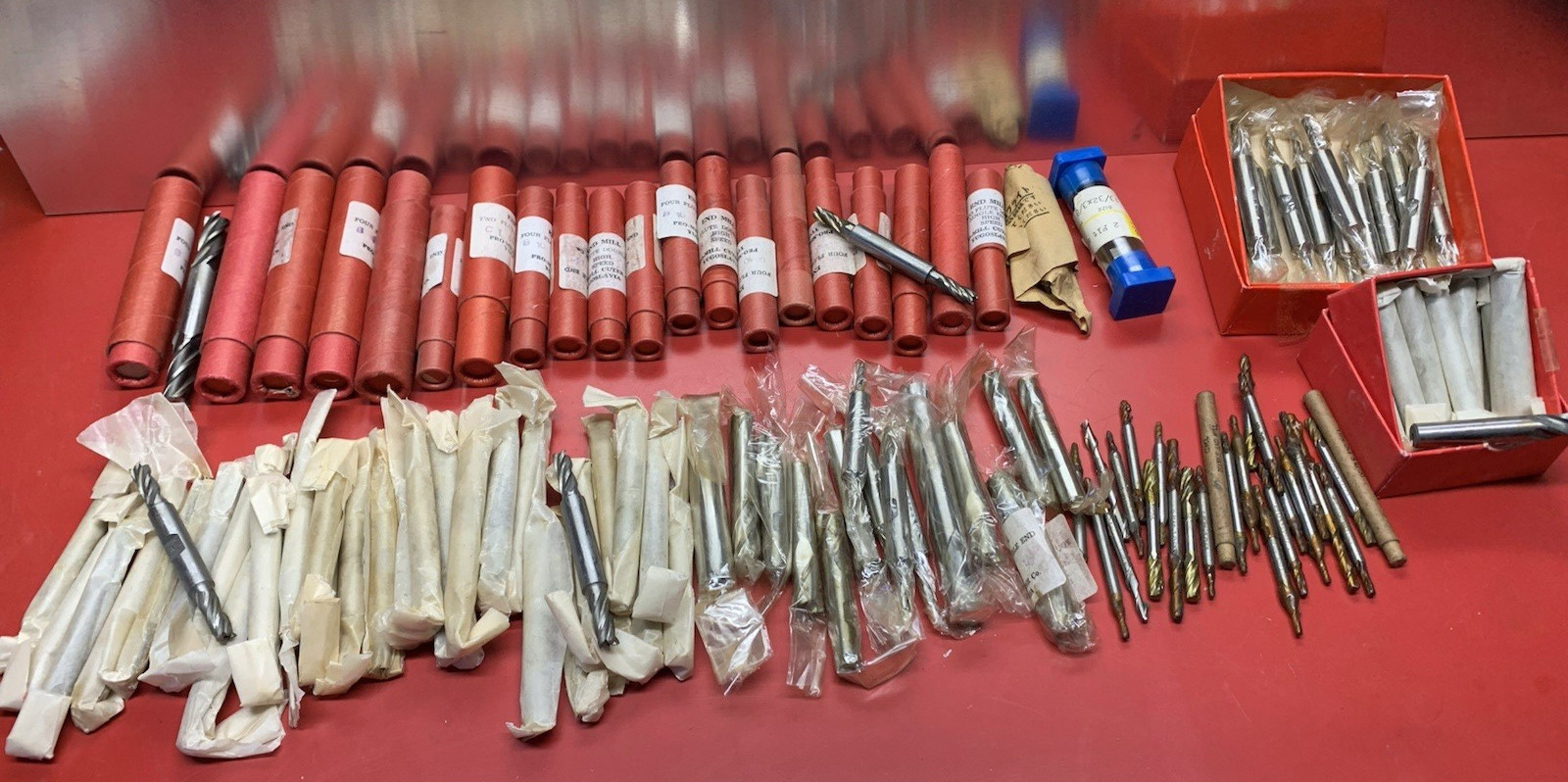 Lot of 110 HSS End Mills, 1/2