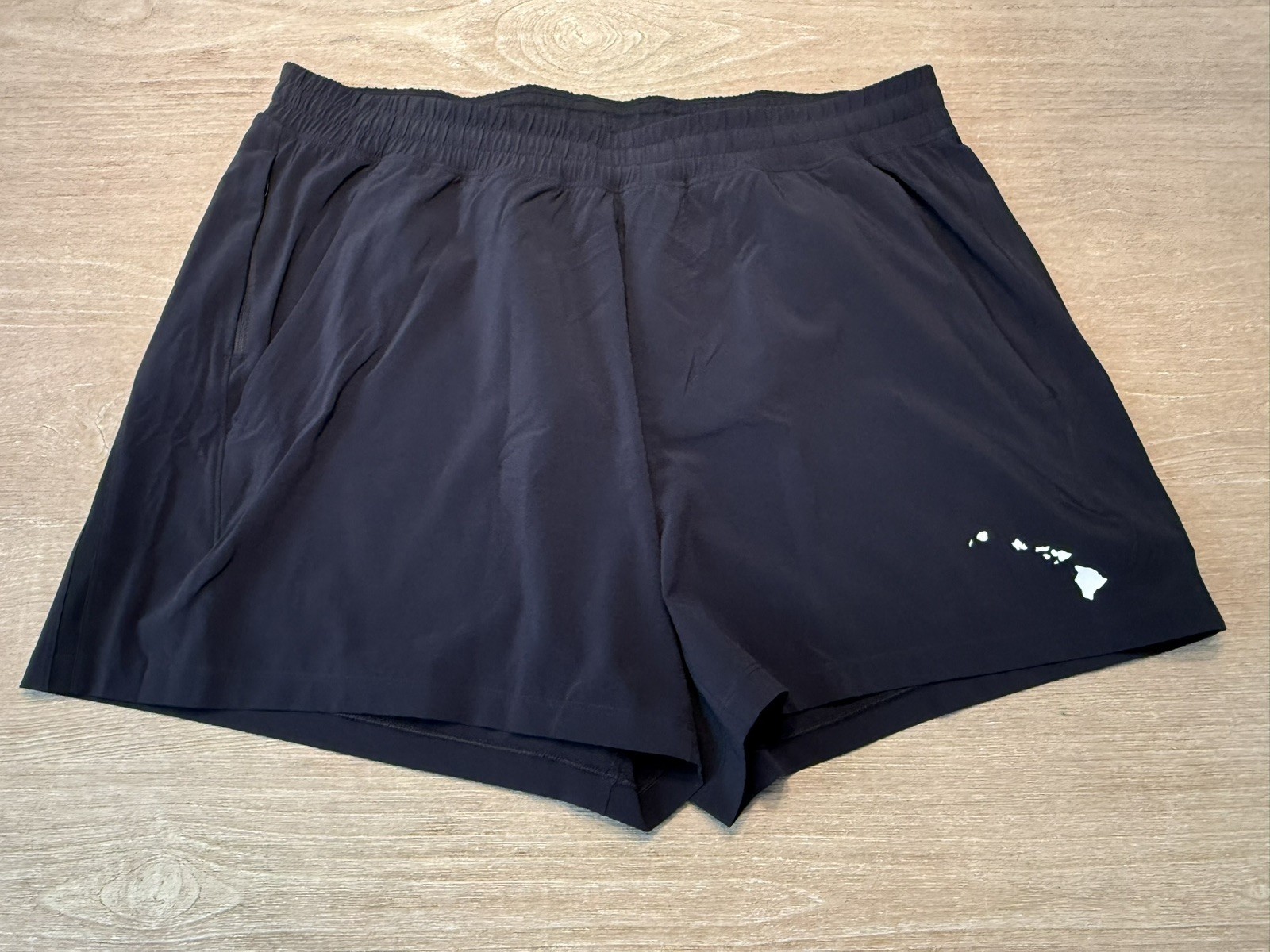 RARE Lululemon Pace Breaker Linerless 5\