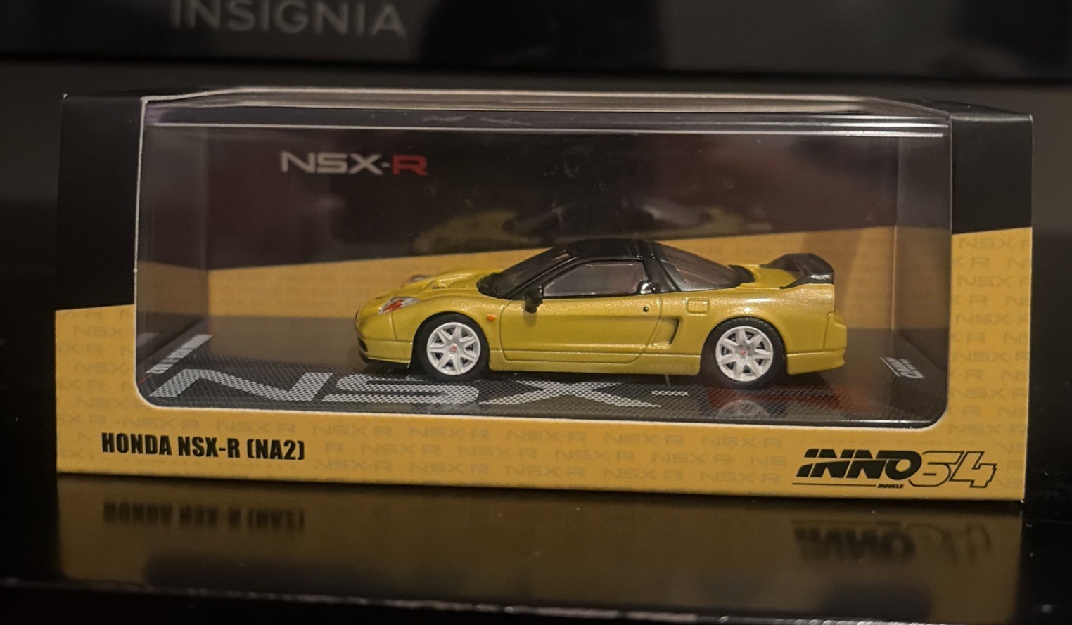INNO64 1/64 Honda NSX R NA2 Rio Yellow Pearl with Extra Wheels 