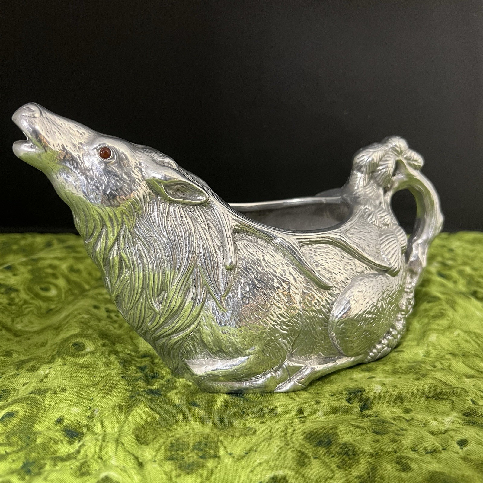 *RARE* ARTHUR COURT Aluminum Deer Stag Elk Red Carnelian Eye Gravy Boat VTG *RARE* ARTHUR COURT Aluminum Deer Stag Elk Red Carnelian Eye Gravy Boat VTG