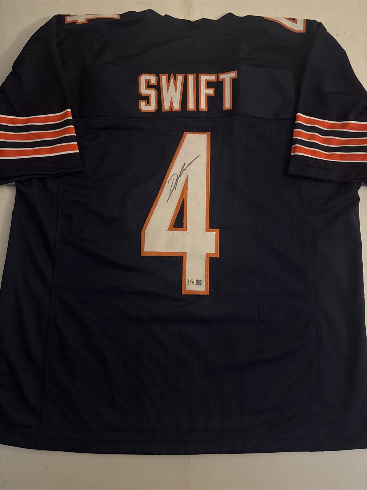 Autographed D'Andre Swift Chicago Bears Blue Jersey GT Authentication