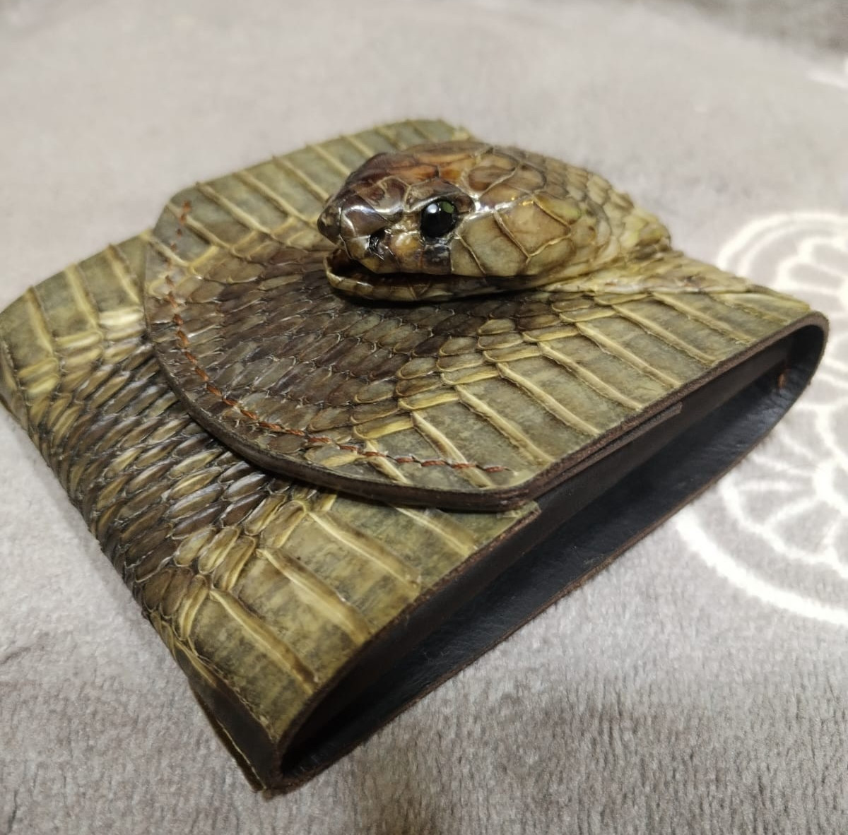 Real Cobra Head Genuine Exotic Snake Skin Leather Wallet Handcrafted Mens Bifold
