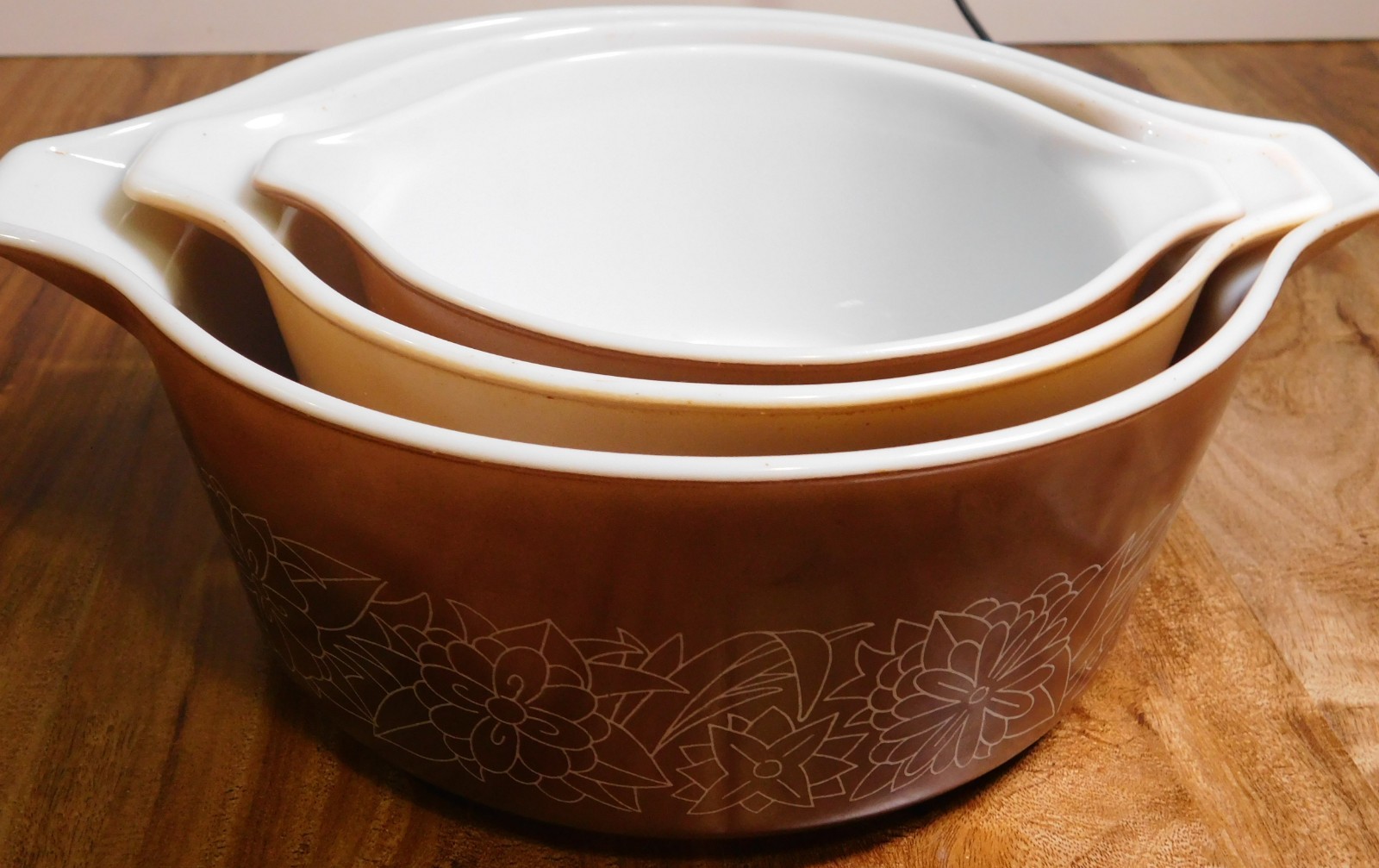 Set of 3 PYREX Brown & Gold Woodland Casserole Mixing Bowls 473 474 475 Ovenware Set of 3 PYREX Brown & Gold Woodland Casserole Mixing Bowls 473 474 475 Ovenware