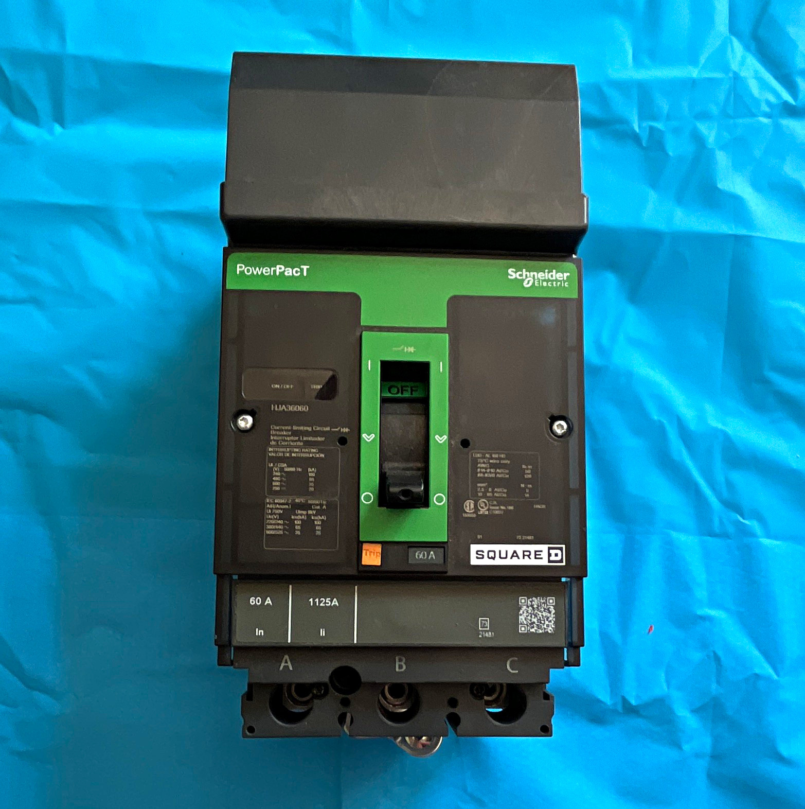 Schneider Electric PowerPacT Square D HJA36060 60A 3-Pole AC Breaker Schneider Electric PowerPacT Square D HJA36060 60A 3-Pole AC Breaker