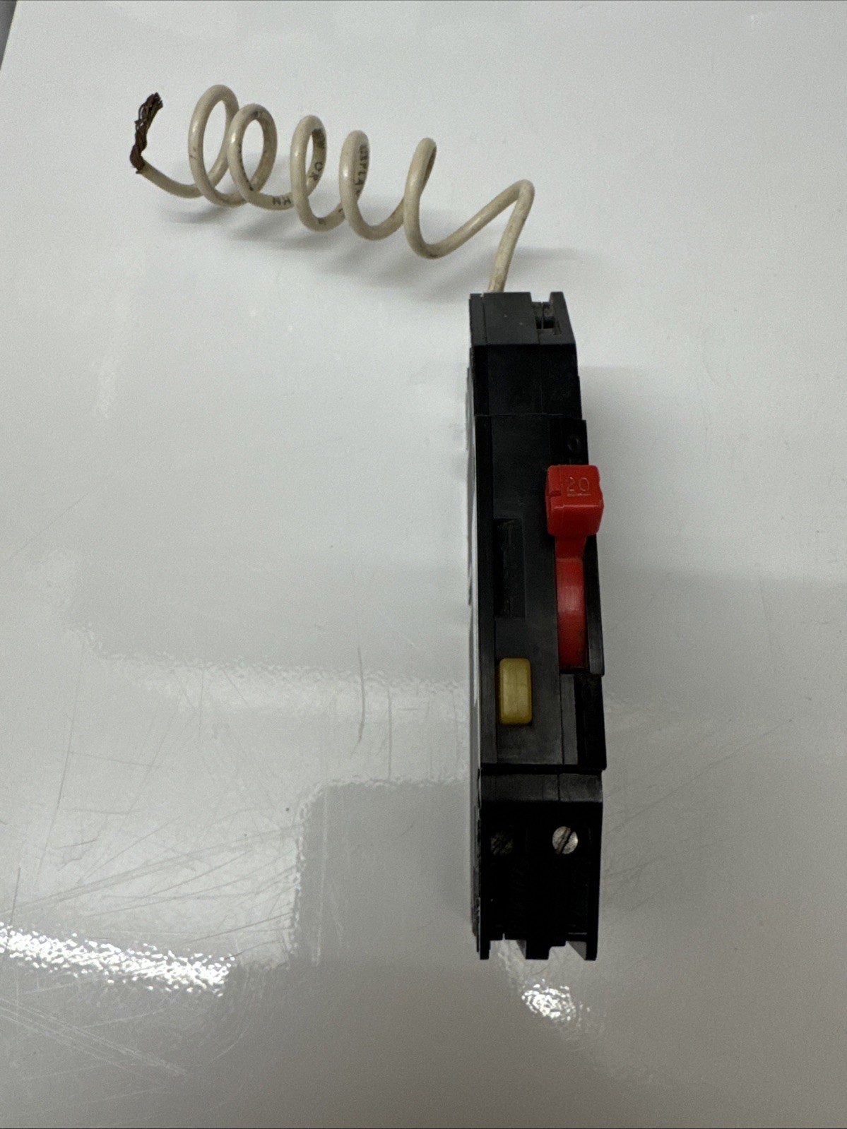 Zinsco GTE HRGF20 20A 1-P Ground Fault Circuit Breaker w/ Pigtail