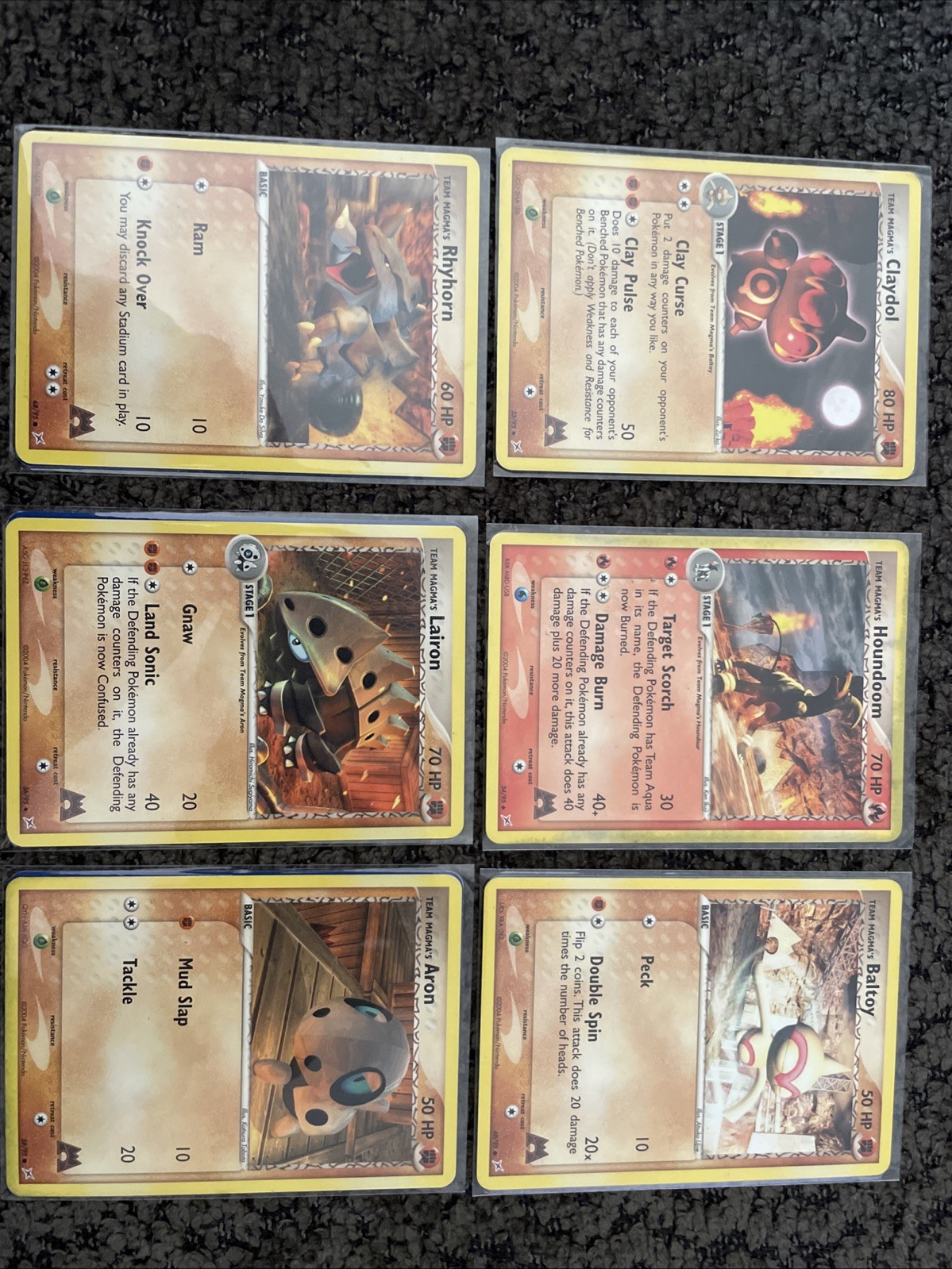 Team Magma\'s Ex Team Magma vs Team Aqua Set Claydol,Houndoom,Baltoy,Rhyhorn, etc