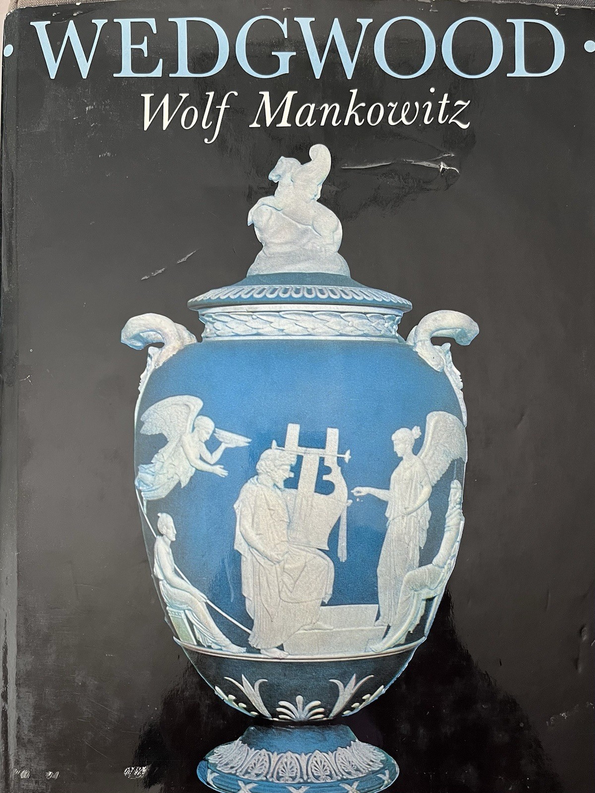 3 Wedgwood Books. Mankowitz, Reilly, Bedford 3 Wedgwood Books. Mankowitz, Reilly, Bedford
