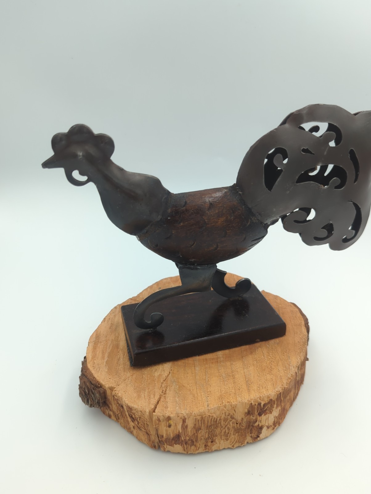 Vintage Folk Art Rooster Statue Wood Metal Rustic Farmhouse Figurine Felt Base Vintage Folk Art Rooster Statue Wood Metal Rustic Farmhouse Figurine Felt Base