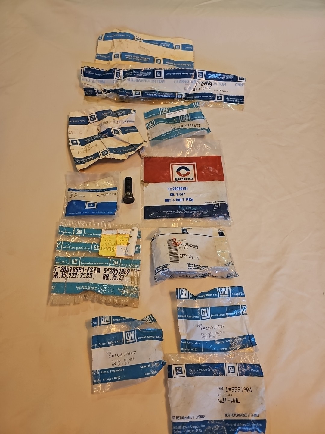 LOT OF 12 NOS OEM GENUINE GENERAL MOTORS GM NUTS AND BOLTS PARTS 