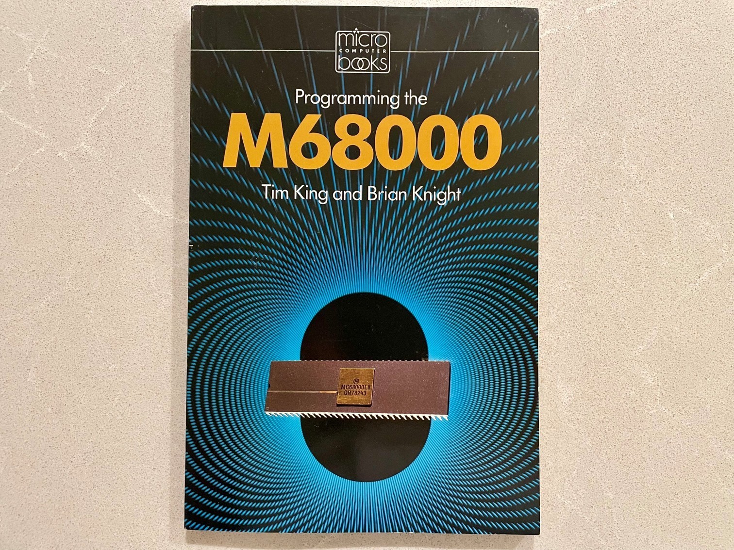Vintage 1983 Programming the M68000 Motorola Assembly 1st Ed - Great Condition