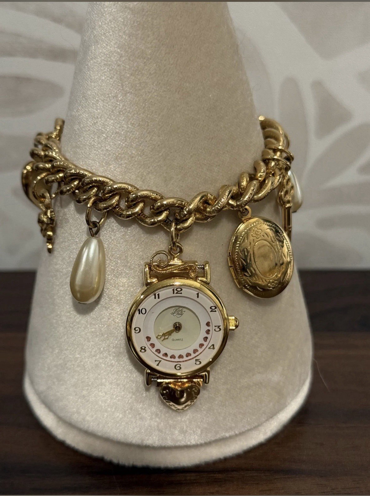 NOS  Vtg Rare Kirks Folly Gold Tone Crystal Charm Watch Key Heart New Battery