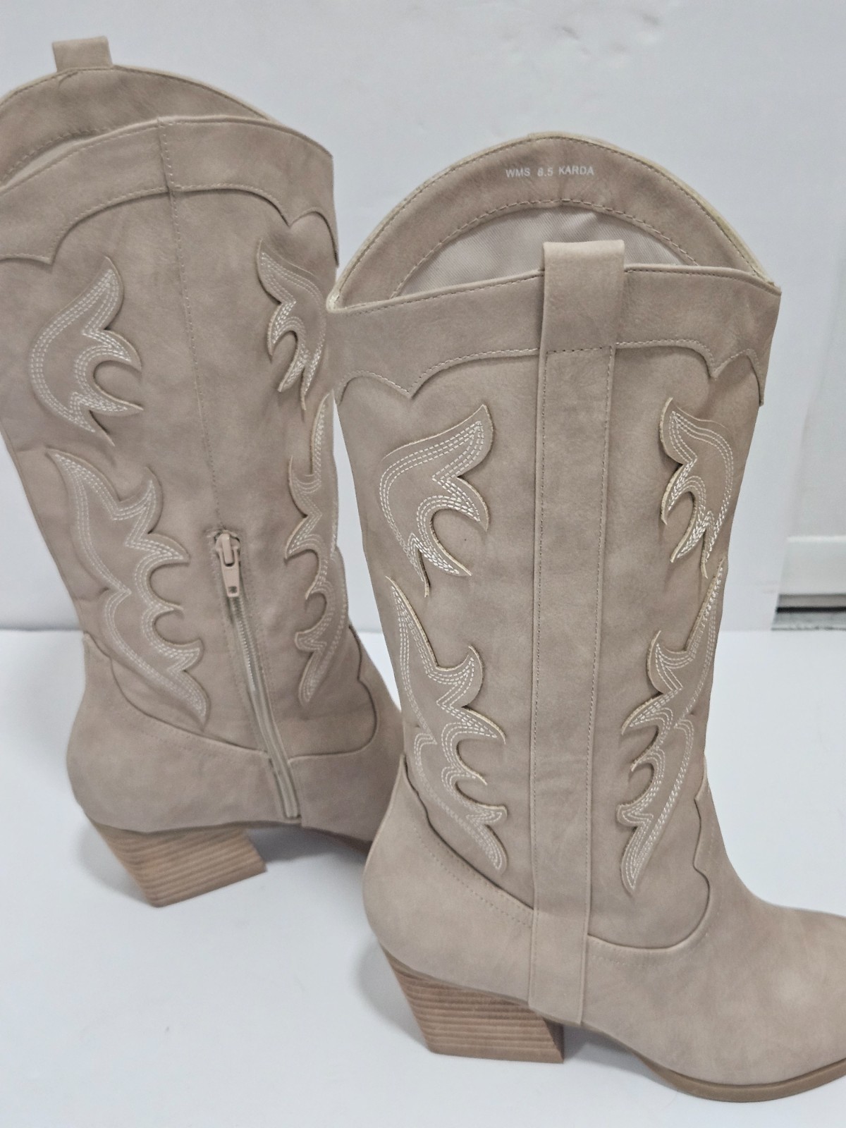 DV by Dolce Vita Karda Western Cowboy Boots Taupe Faux Suede Women Size 8.5 NWOT