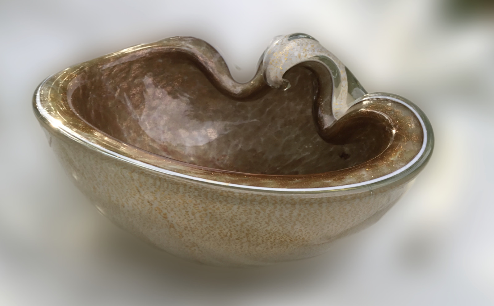 MCM Murano art glass bowl Alfredo Barbini with gold aventurine 1950s 1960s