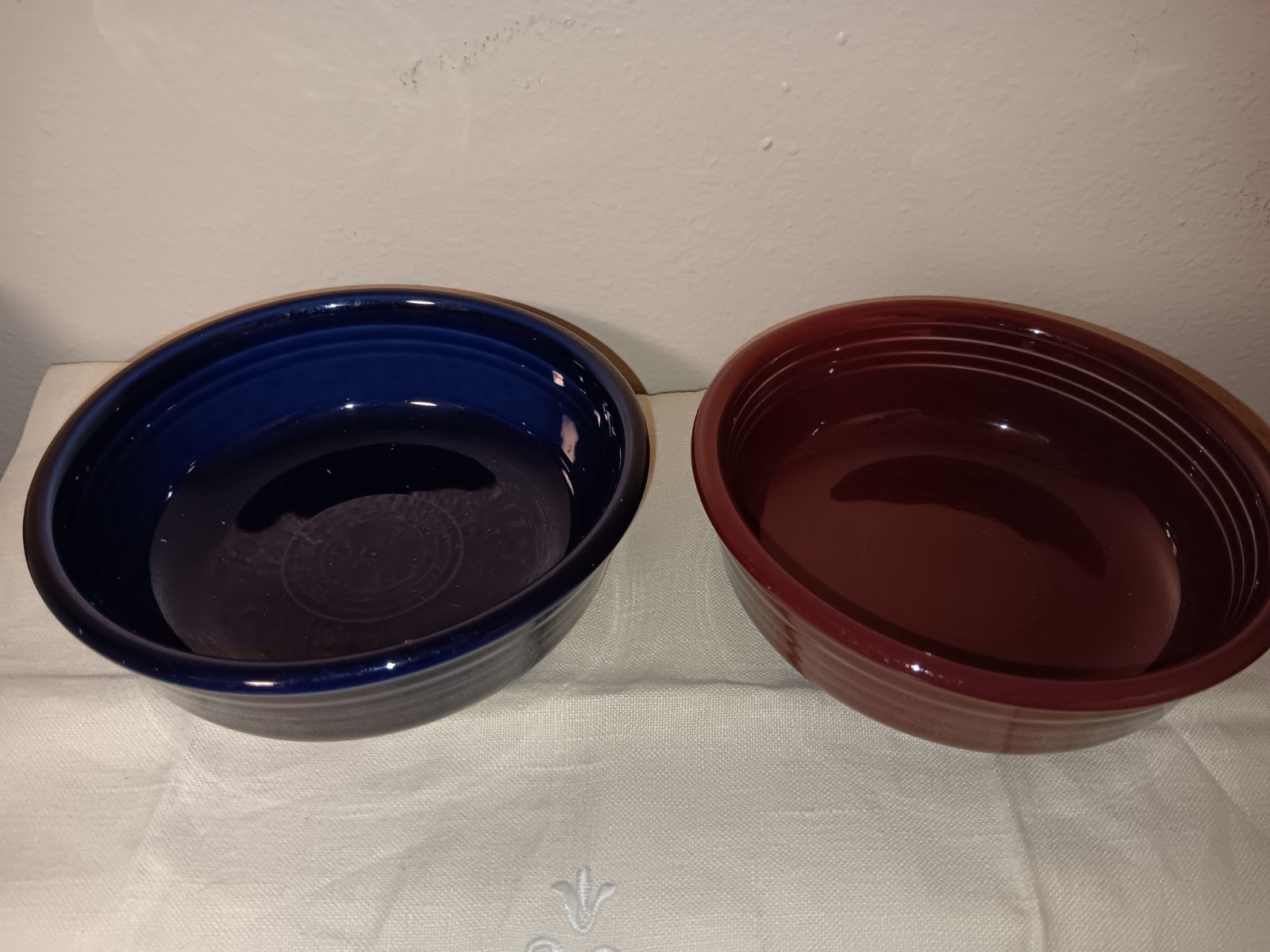 Homer Laughlin Fiestaware Desert Bowls Laips and Mulberry 5.5\ Homer Laughlin Fiestaware Desert Bowls Laips and Mulberry 5.5\