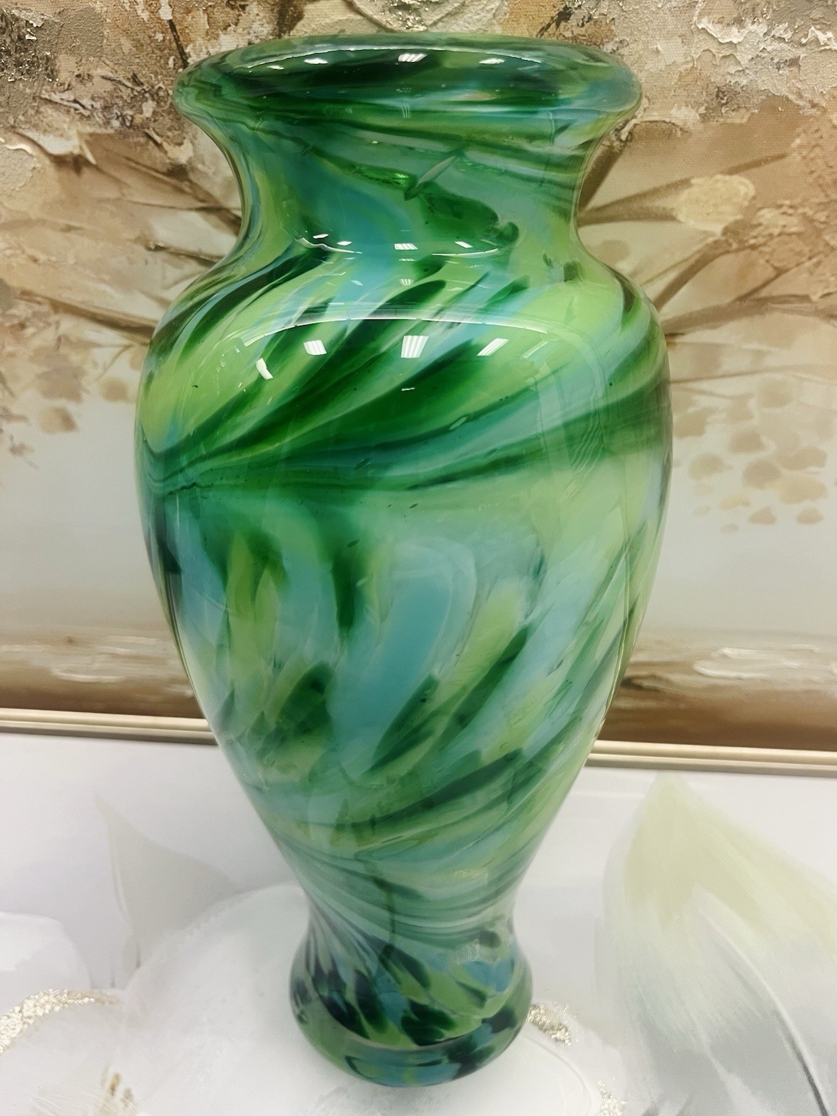 Beautiful Hand-Blown Green/Blue Art Heavy Glass Vase .HIGH QUALITY . STUNNING Beautiful Hand-Blown Green/Blue Art Heavy Glass Vase .HIGH QUALITY . STUNNING