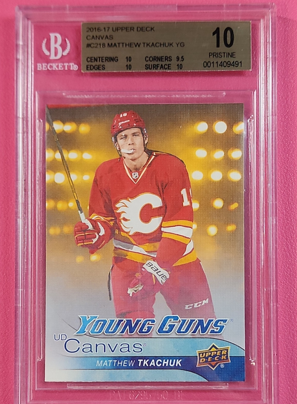 2016-17 Upper Deck #C218 Matthew Tkachuk  UD Canvas Young Guns BGS 10 Pristine