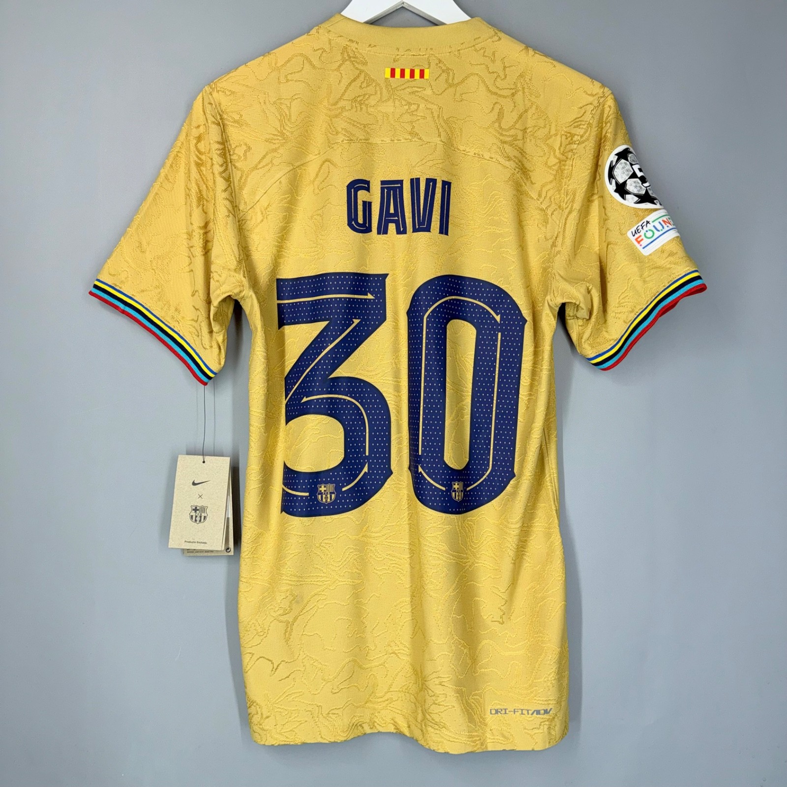 BARCELONA 2022/2023 AWAY SHIRT NIKE XS ADULT BNWT PLAYER ISSUE ADV #30 GAVI BARCELONA 2022/2023 AWAY SHIRT NIKE XS ADULT BNWT PLAYER ISSUE ADV #30 GAVI