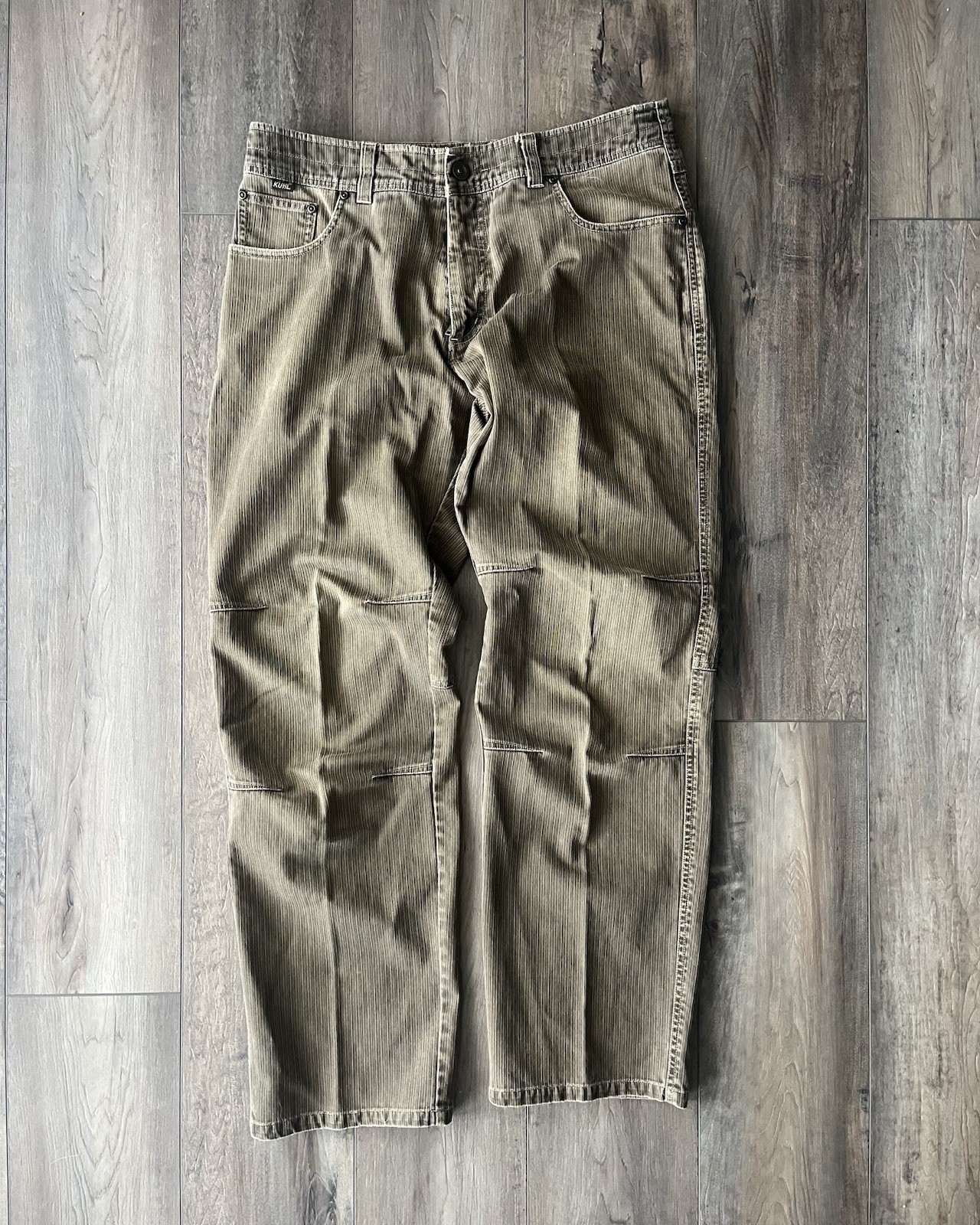 Kuhl Exile Kord Hiking Pants Mens 34x32 Patina Dye Accented Knee Corduroy RARE
