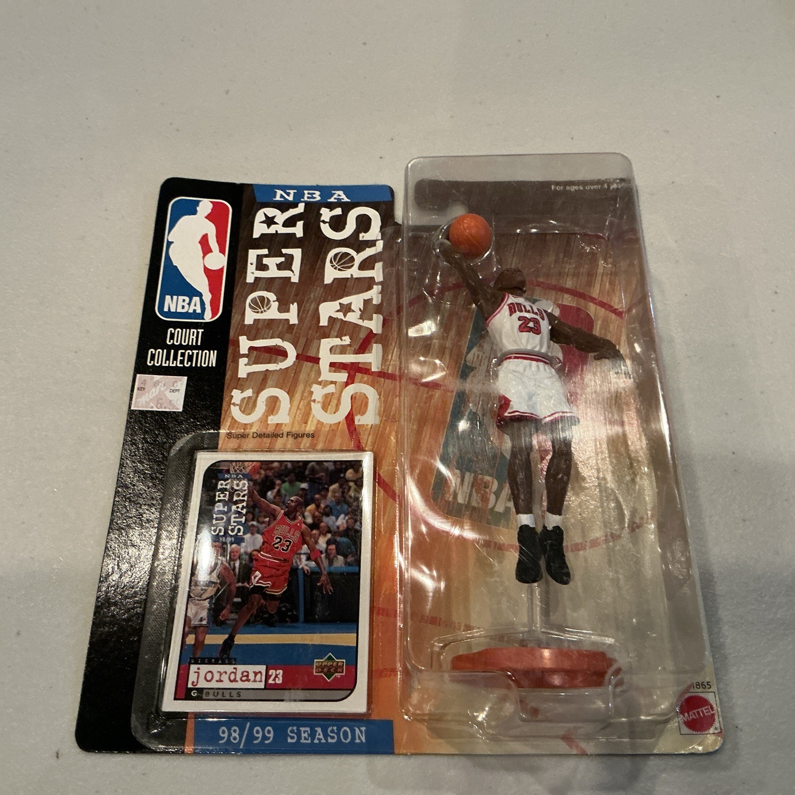 NBA Super Stars Court Collection 1998-1999 Michael Jordan Figure White Jersey