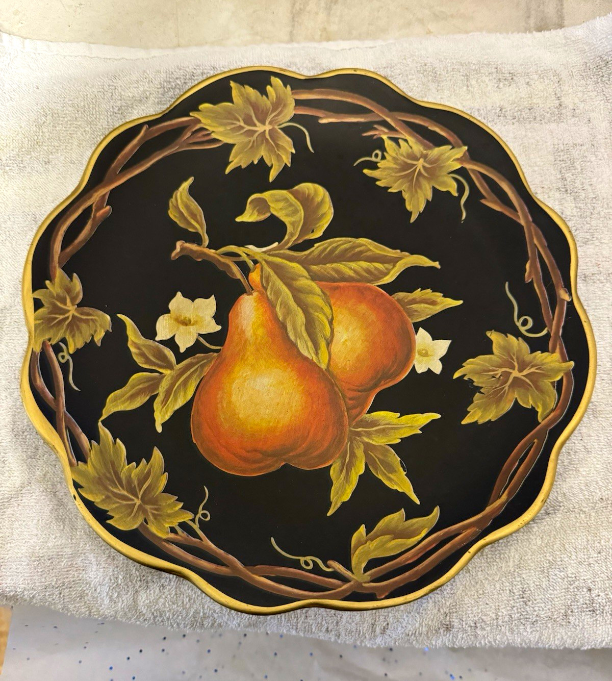 Vintage Kirkland\'s 10-Inch Decorative Ceramic Fruit Plate - Hand Painted Pear De