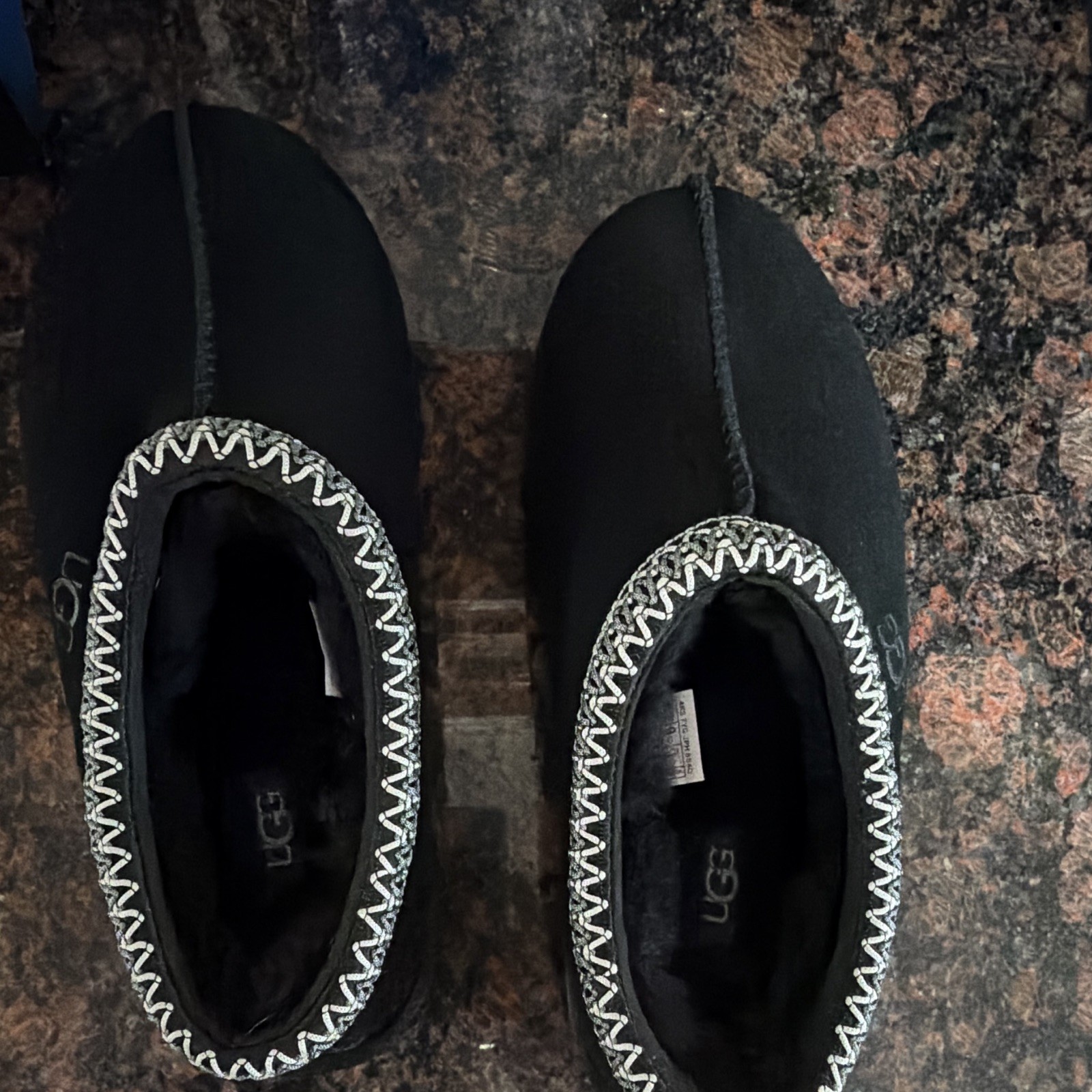 UGG Tasman Women’s US 9 Black Suede Slip-On Lined Shearling Slippers UGG Tasman Women’s US 9 Black Suede Slip-On Lined Shearling Slippers