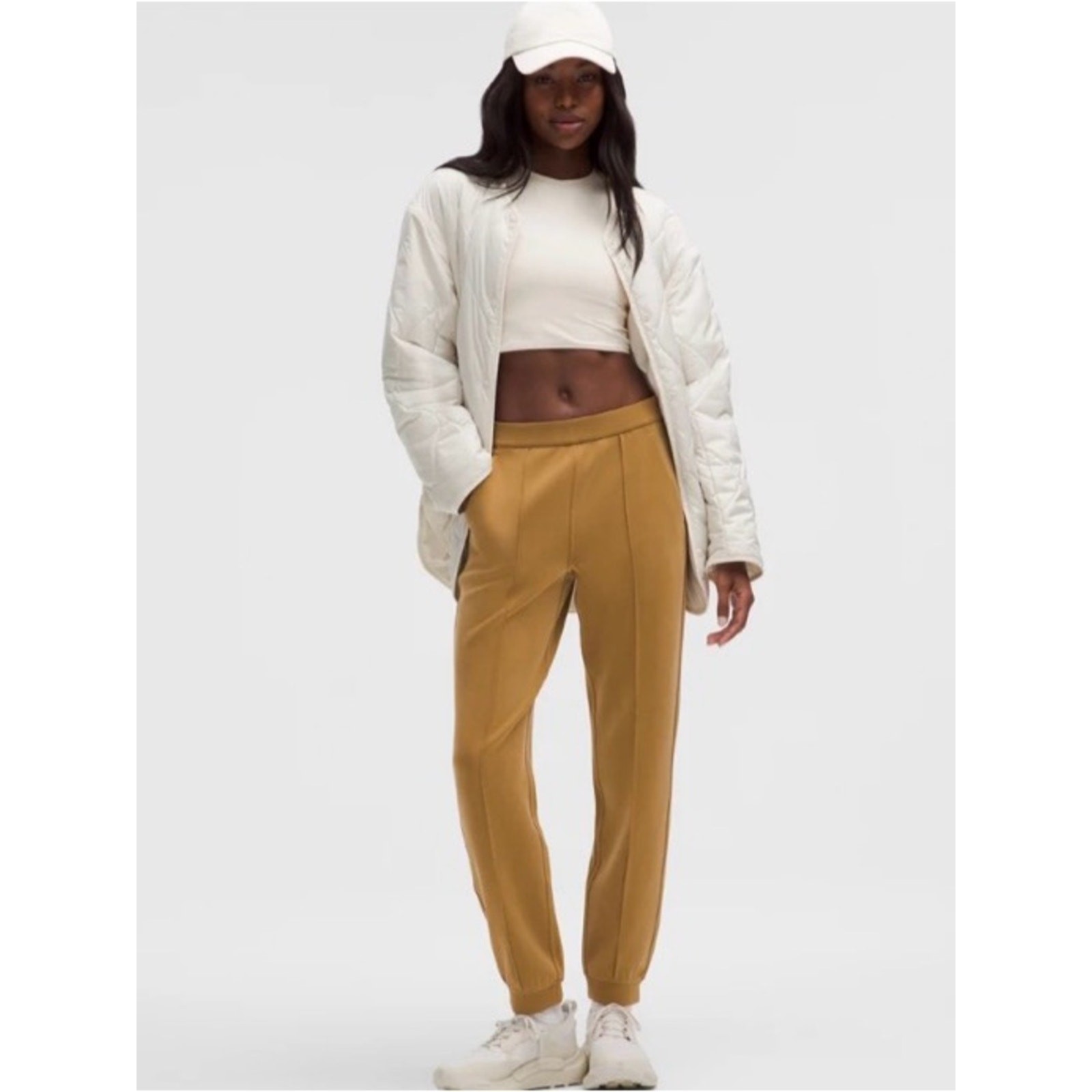 Lululemon softstreme melrose tan Jogger Pants - Large Lululemon softstreme melrose tan Jogger Pants - Large