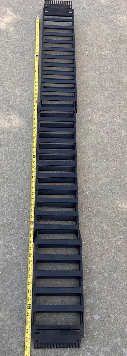 NEW Igus E2/000 Series 2700.15.200.0 Cable Carrier Chain 65\ NEW Igus E2/000 Series 2700.15.200.0 Cable Carrier Chain 65\